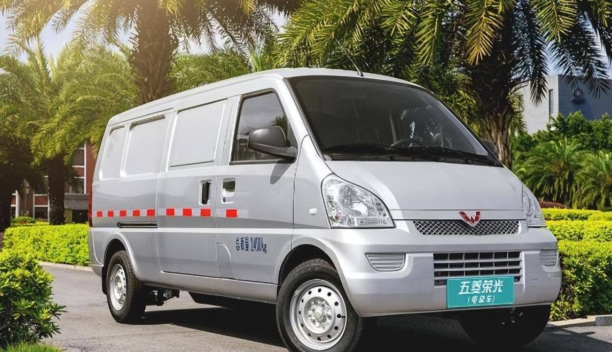 五菱最新款面包车，科技与实用的完美融合